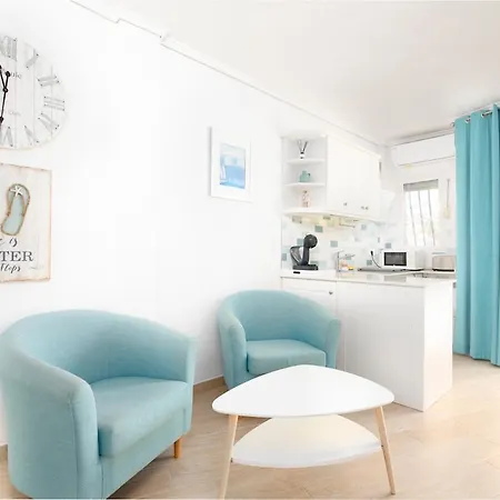 Book It Essence Denia
